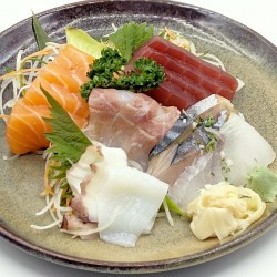 15 SASHIMI MIX sans le riz